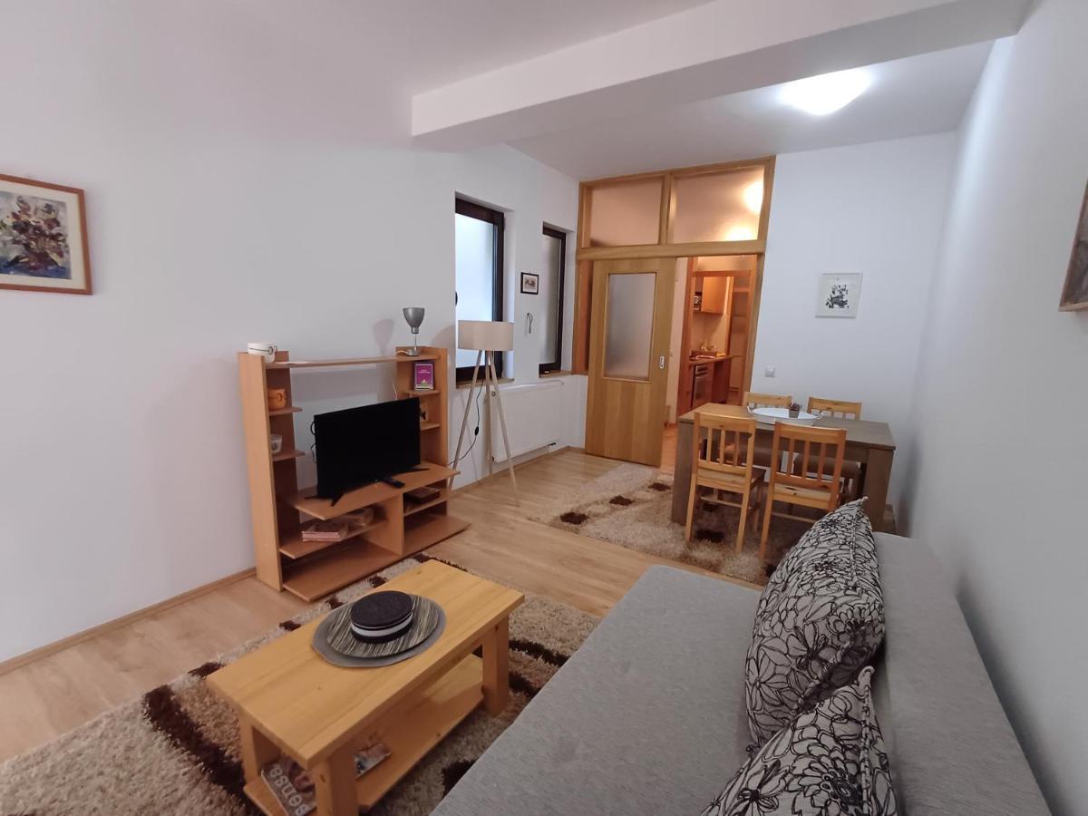 Apartmani Damir Saraievo Exterior foto